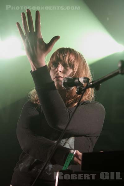DUCHESS SAYS - 2014-05-25 - PARIS - Nouveau Casino - Pauline Marois